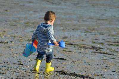 儿童 海滩 马林 家庭 海 孩子们 快乐 夏天 男孩 人们