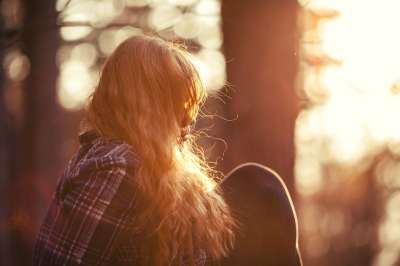 女孩 日落 大气的 情绪化的 肖像 人们 年轻 女性 夏天