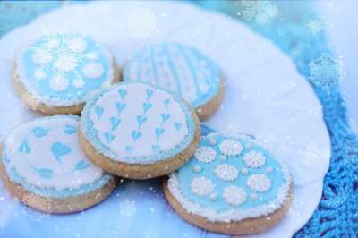 雪花的饼干 冬天 寒冷的 雪 雪花 可口 假期 甜的 浅蓝