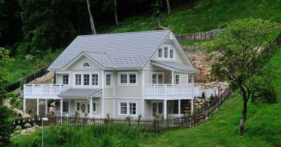 房子 木头 草地 家庭 阳台 建筑学 山坡上的房子 家居装饰