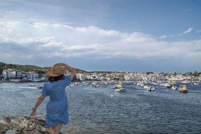 海 女士 船 风 云 人们 卡达克斯 景观