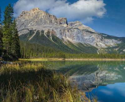 湖 山 旅行目的地 旅游景点 水 水中倒影 风景 风景秀丽的