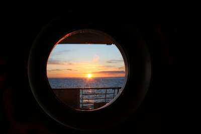Lucke 日落 水 北海 船 船舶 太阳 海 湖 湖上