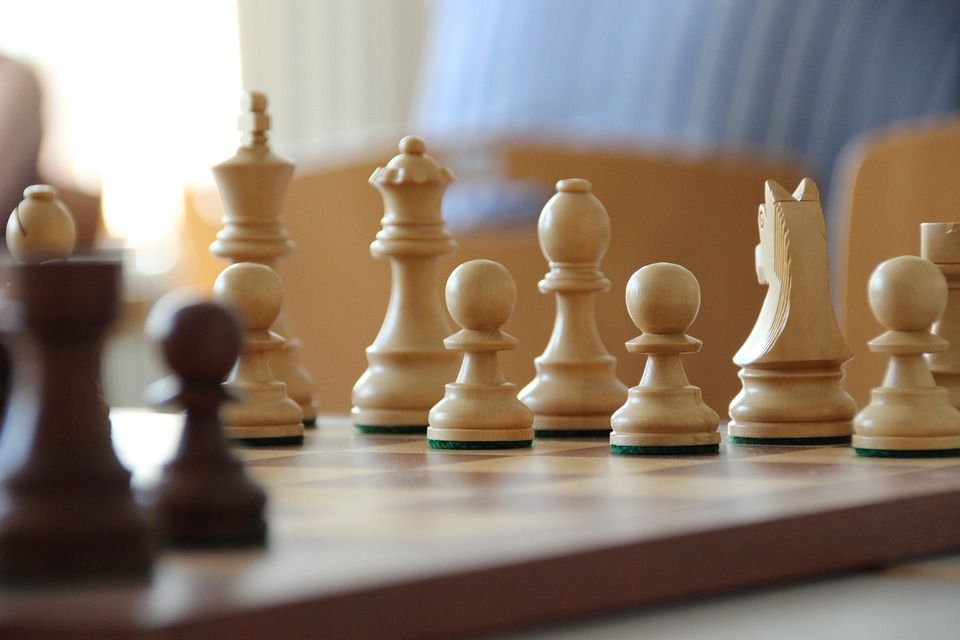 象棋, 棋盘上的棋子, 棋盘, 游戏板, 人物, 游戏人物, 棋盘游戏