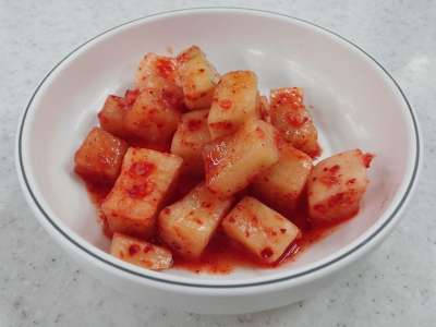 萝卜泡菜 哞哞 小菜 烹饪 食品 大韩民国 卷心菜烹饪 乡村餐桌