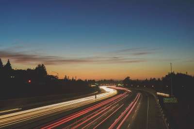 高速公路 速度 车 运动 灯 运输 路 车辆 旅行 交通