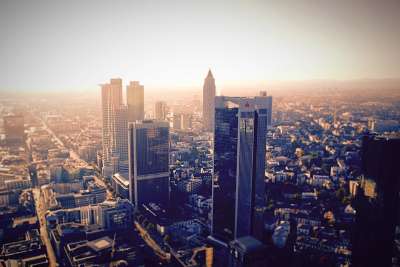 法兰克福 德国 全景图 摩天大楼 建筑 城市 美丽的 朦胧的夕阳