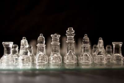 棋子 玻璃 玻璃 棋盘 游戏 战略 板 典当 播放 玩耍