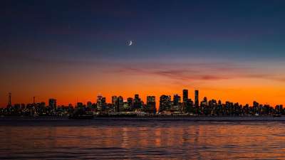 暮 月亮 城市 全景 温哥华 加拿大