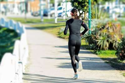 女士 跑步 健康 体育锻炼 合身 人行道 公园 锻炼 运动的
