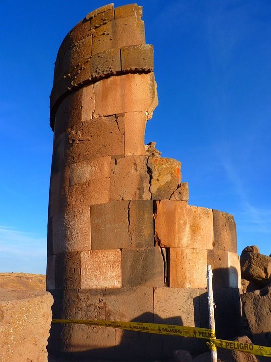 墓塔 塔 建造 废墟 西卢斯塔尼 秘鲁