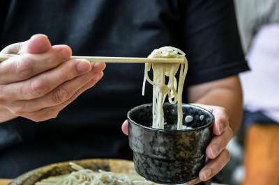 冷荞麦面 日本食品 荞麦面 扎鲁荞麦面 烹饪 美食家 一顿饭 菜