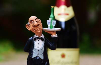 管家 托盘 饮料 葡萄酒 起泡酒 操作 美食 男人 乐趣 上部