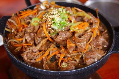 猪肉 肉 油炸 韩国料理 晚餐 美味的 城市 旅行 瓦纳卡