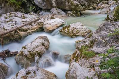 流动 岩石 自然 水 溪流 溪 石头 景观 里弗赛德 酸痛