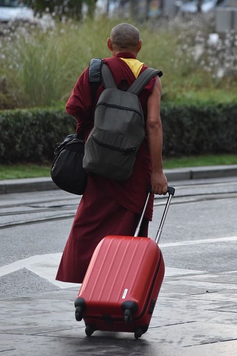 和尚 旅行 手提箱 假日 旅行箱 信念 佛教 达赖喇嘛
