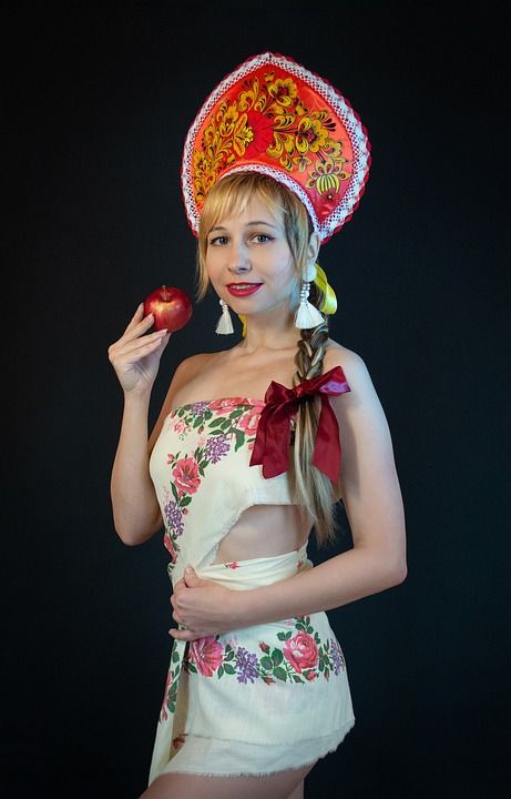 女人 模型 纵向 姿势 风格 头饰 时尚 摆姿势 年轻女子