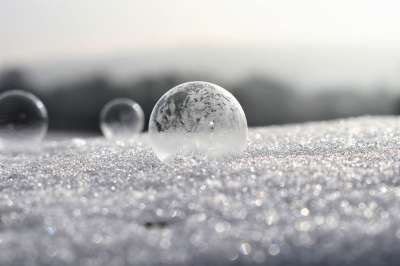 肥皂泡 冻结 霜 冷冻肥皂泡 冰晶 冬天 寒冷的 雪 子弹