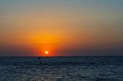 秋天 海 黑海 晚上 日落 天空 暮光之城 景观 水 地平线