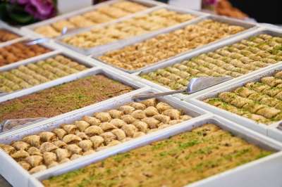 果仁蜜饼 糖 文化 传统 甜的 糕点 土耳其 节日 食物 厨房