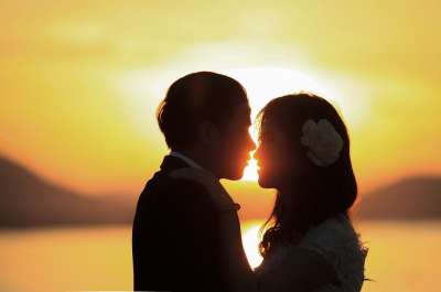 婚礼 夫妻 日落
