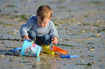 儿童 海滩 马林 家庭 海 孩子们 快乐 夏天 男孩 人们