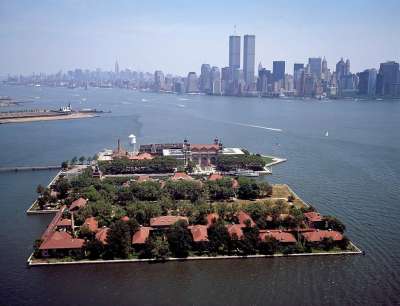 埃利斯岛 纽约城 天际线 城市的 湾 港口 地标 移民 鸟瞰图