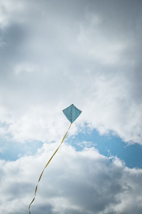 龙 上升 风筝升起 飞行 天堂 蓝色的 玩具 落下 风 空气