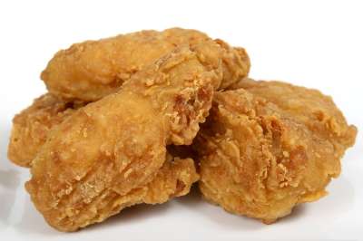 面糊 胸部 卡路里 鸡 胆固醇 丰富多彩的 煮熟的 酥脆的