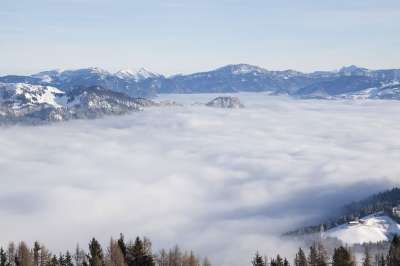 山 多雾路段 景观 冬天 雪 云层上方 自由 无限