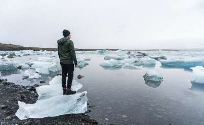 人们 男人 独自的 冰山 雪 冬天 岩石 水 寒冷的 天气
