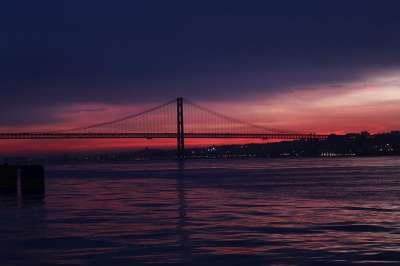 水 桥 日落 云 傍晚的天空 天堂 晚上的气氛 流动 Tejo