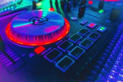 Dj 音乐 迪斯科 乙烯基塑料 声音的 体积 设备 迪斯科舞厅