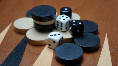 双陆棋 棋盘游戏 骰子 战略 游戏案例 游戏板