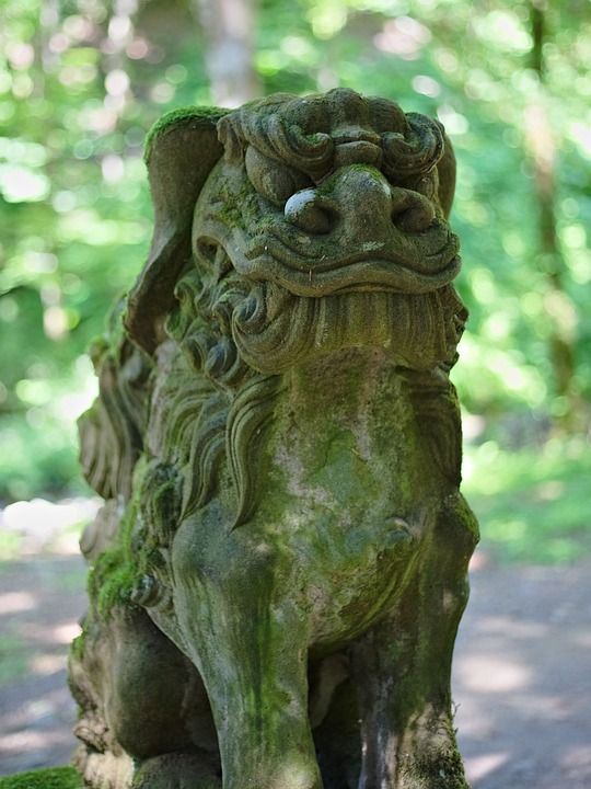 雕像 寺庙 守护狮子 Komainu 雕塑 神社 宗教 亚洲