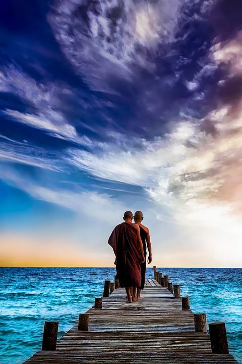 水 日落 海 天空 海洋 黄昏 僧 小乘佛教 晚上 码头
