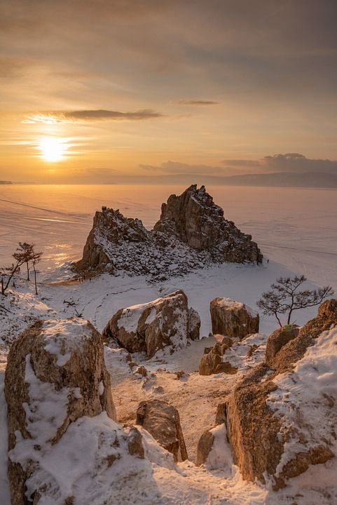 岩层 霜 贝加尔湖 西伯利亚 冬天 俄罗斯 雪 雪景