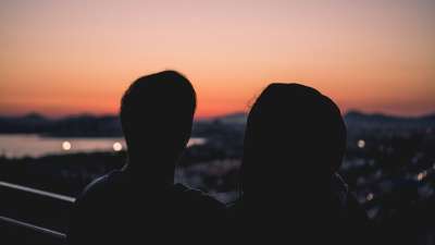 人们 女孩 家伙 夫妻 轮廓 日落