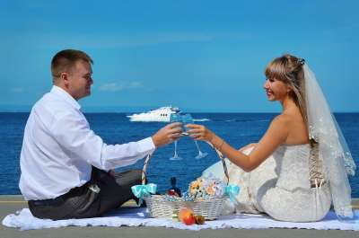 婚礼 浪漫 爱 一个心脏 刚结婚 假日 年轻 恋人 情怀 家庭