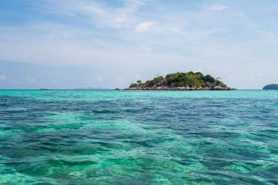 水域 热带 夏天 旅行 绿，蓝 泰国 科利普 丽贝 岛 蓝色的