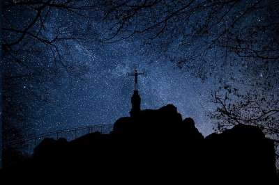 夜晚 星星 山 十字 宗教 景观 信仰