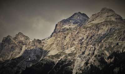 暮光之城 岩 山 看 最高额 漫步 视图 阿尔卑斯山 石头