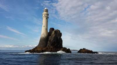 灯塔 海 水 岩石 天堂 蓝色的 海岸 自然 旅游 海上