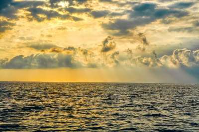 海 黑海 天空 日落 晚上 太阳光线 云 海洋 阿纳帕 俄罗斯