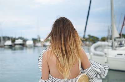 游艇 船 旅行 人们 女孩 独自的 时尚 模型 游艇 游艇