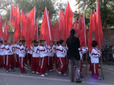 中国 丰城 生活正常 生活 孩子们 快乐的 满意 笑 向前看