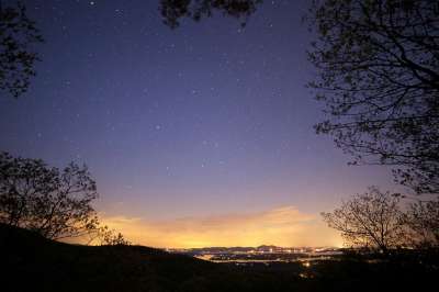 看法 星星 夜晚 点亮 城市 遥远 空间 天空 光 宇宙