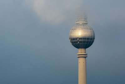 电视塔 塔 建造 结构体 柏林 云 天空 地标
