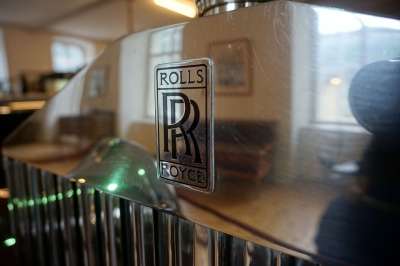 车 汽车品牌 豪华 闪闪发光 车辆 古董车 优雅 怀旧 标识
