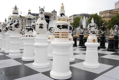特拉法加广场 棋 黑色的 白色的 战略 棋盘 棋子 游戏 板